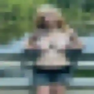 Rencontre Fleur, 26 ans à Chagny en privé