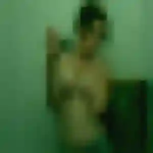 Photo de Josephine à Cormontreuil (28 ans) - rencontre coquine gratuit
