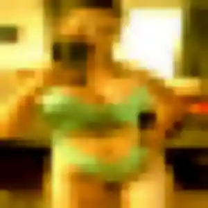Estelle, 22 ans, disponible à Gandrange pour un rencontre coquine
