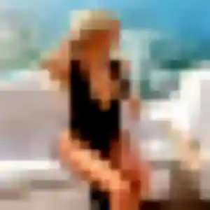 Photo de Karima à Hochfelden (19 ans) - rencontre coquine discret