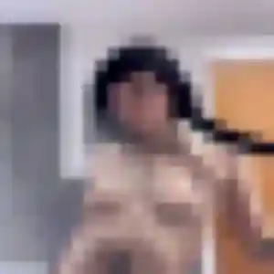 Photo de Joanne à Illzach (34 ans) - rencontre coquine discret