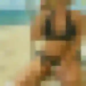Veronique, 23 ans, disponible à La Chapelle-de-Guinchay pour un rencontre coquine