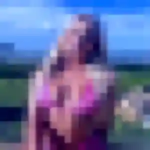 Photo de Rania à Ouroux-sur-Saône (23 ans) - rencontre coquine anonyme