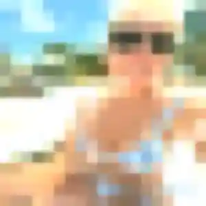 Augustine, 29 ans, connectée à Pont-sur-Yonne pour un rencontre coquine