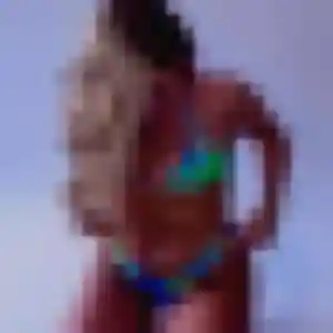 Adele (41 ans) à Toul cherche une rencontre ce soir